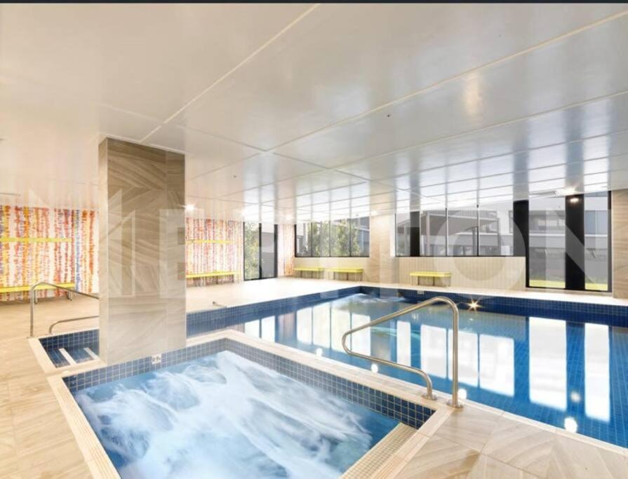 Four Bedroom Apartment With Facilities In Olympic Park Cité de Cité de Sydney Extérieur photo